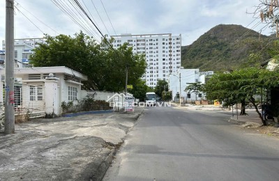 Bán biệt thự đẹp khu Thoại Ngọc Hầu – Nha Trang  256m² – giá 22 tỷ TL